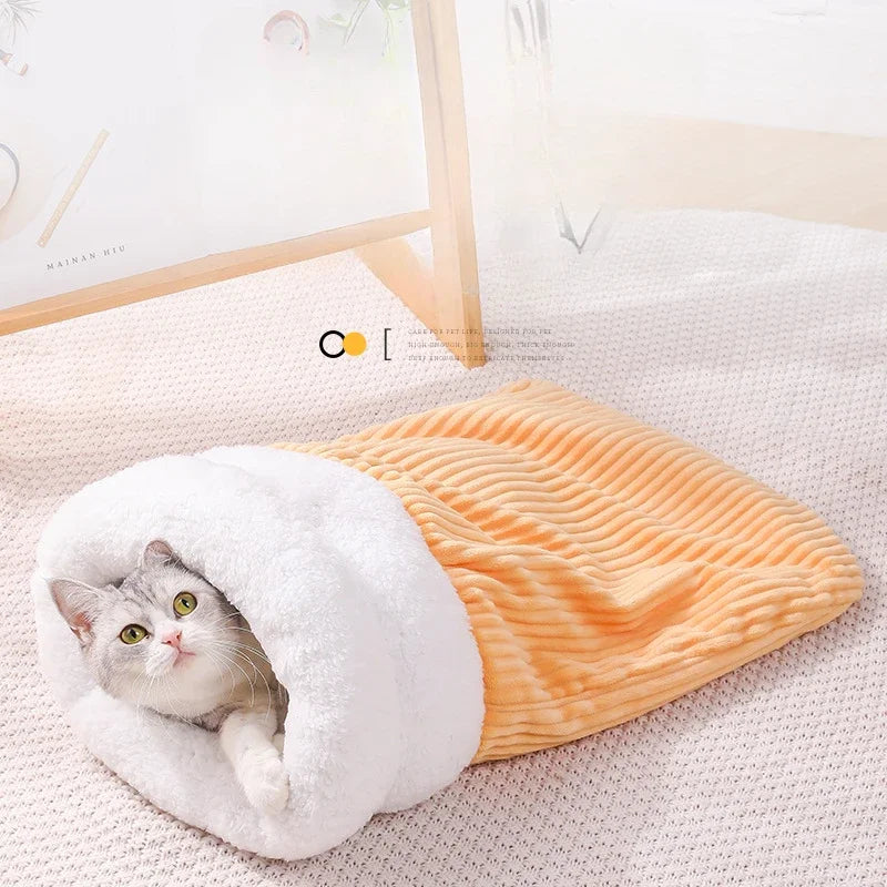 Cat Winter Sleeping Bag Pet Down Sleeping Bag Nest PP Cotton Semi-enclosed Warm And Comfortable Large Pocket Design